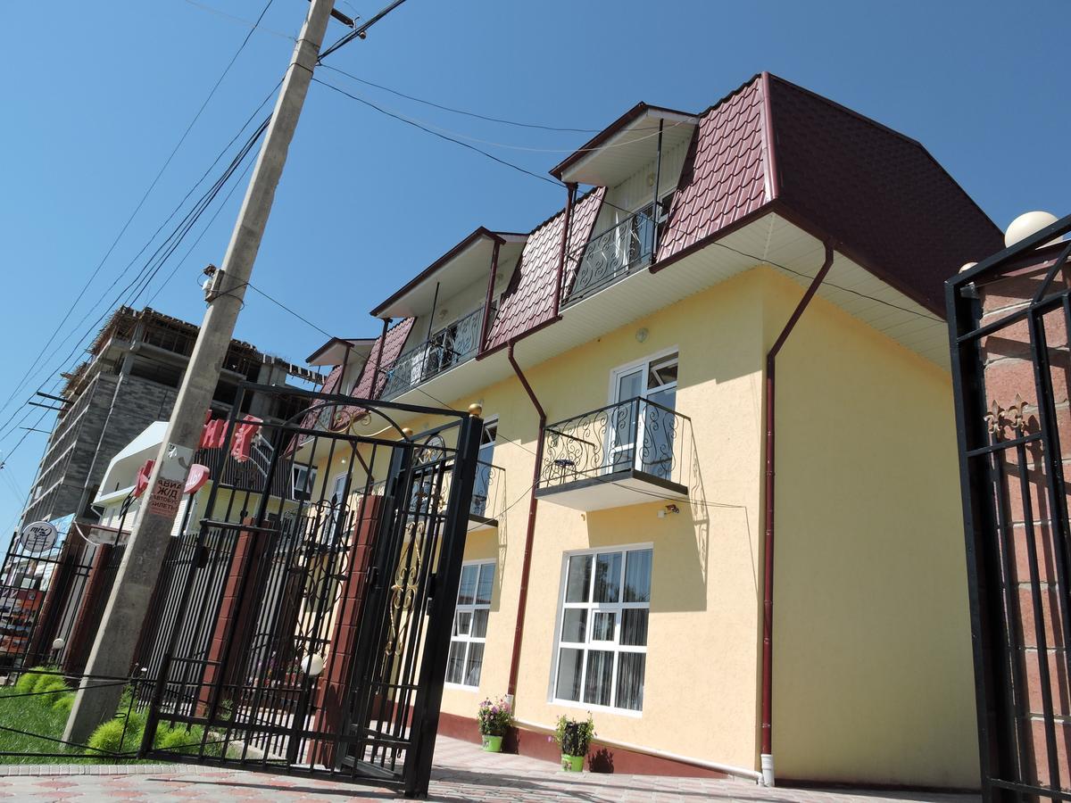 Inn Kochevnik Cholpon-Ata Ngoại thất bức ảnh